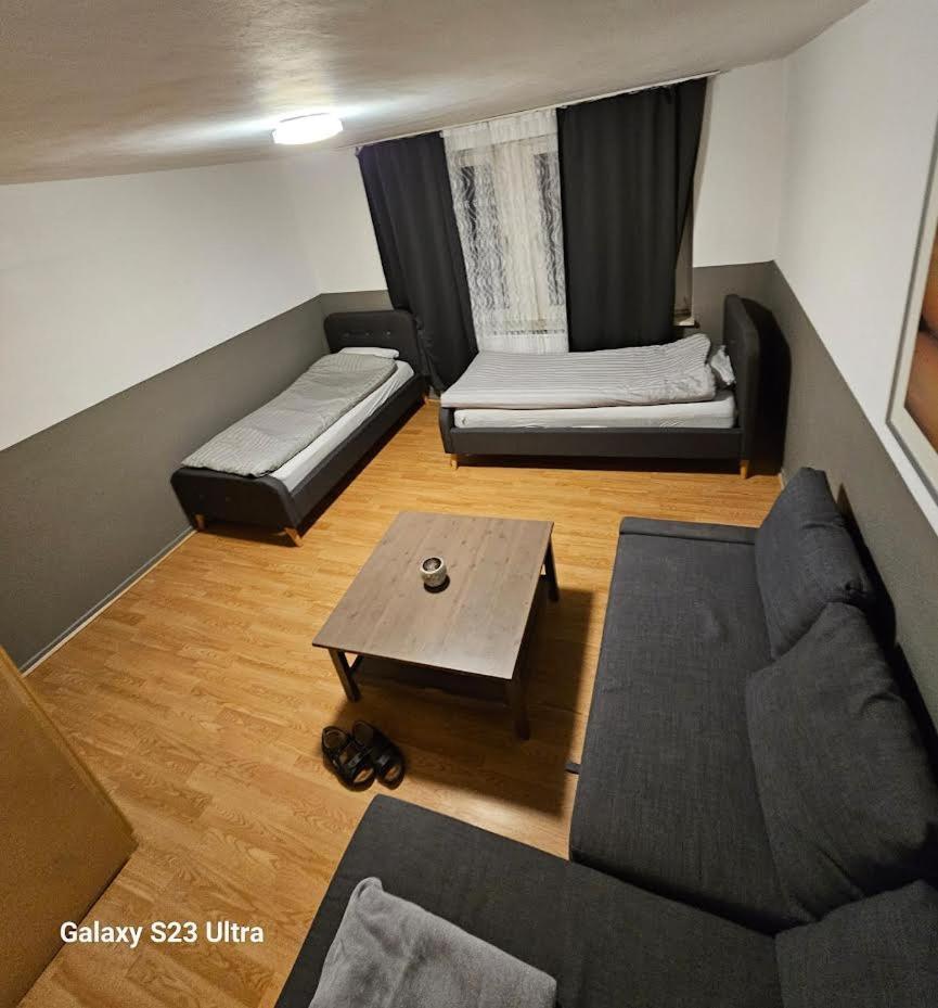 M&L Wohnen 1 Appartement Essen Buitenkant foto